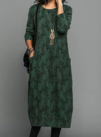 Cassie | Casual crew-neck winter dress
